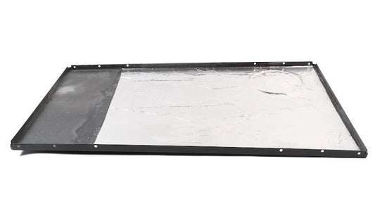 SIDEPLATE SVART K176 HØYRE (SIDEPLATE MED RØYKUTGANG)