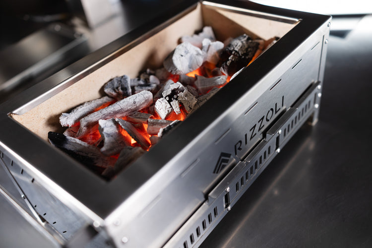 Rizzoli AG Grill L – japansk grilltradition möter italienskt hantverk