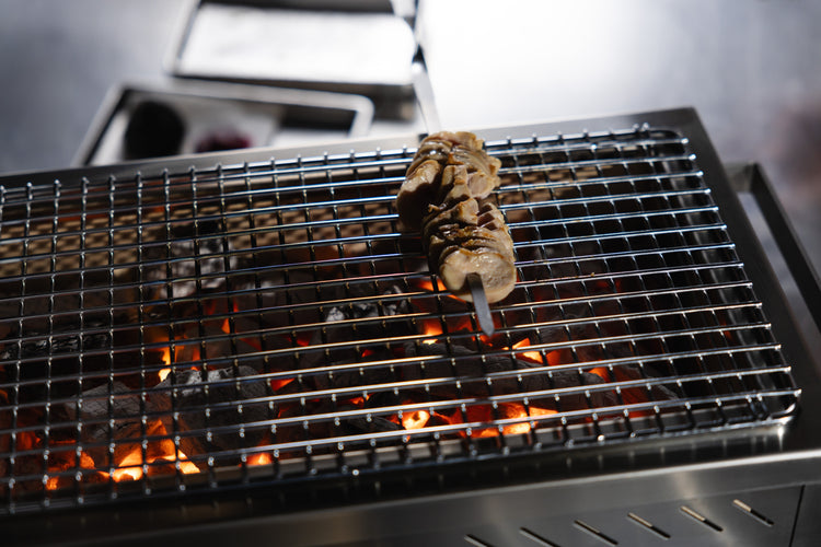 Rizzoli AG Grill L – japansk grilltradition möter italienskt hantverk